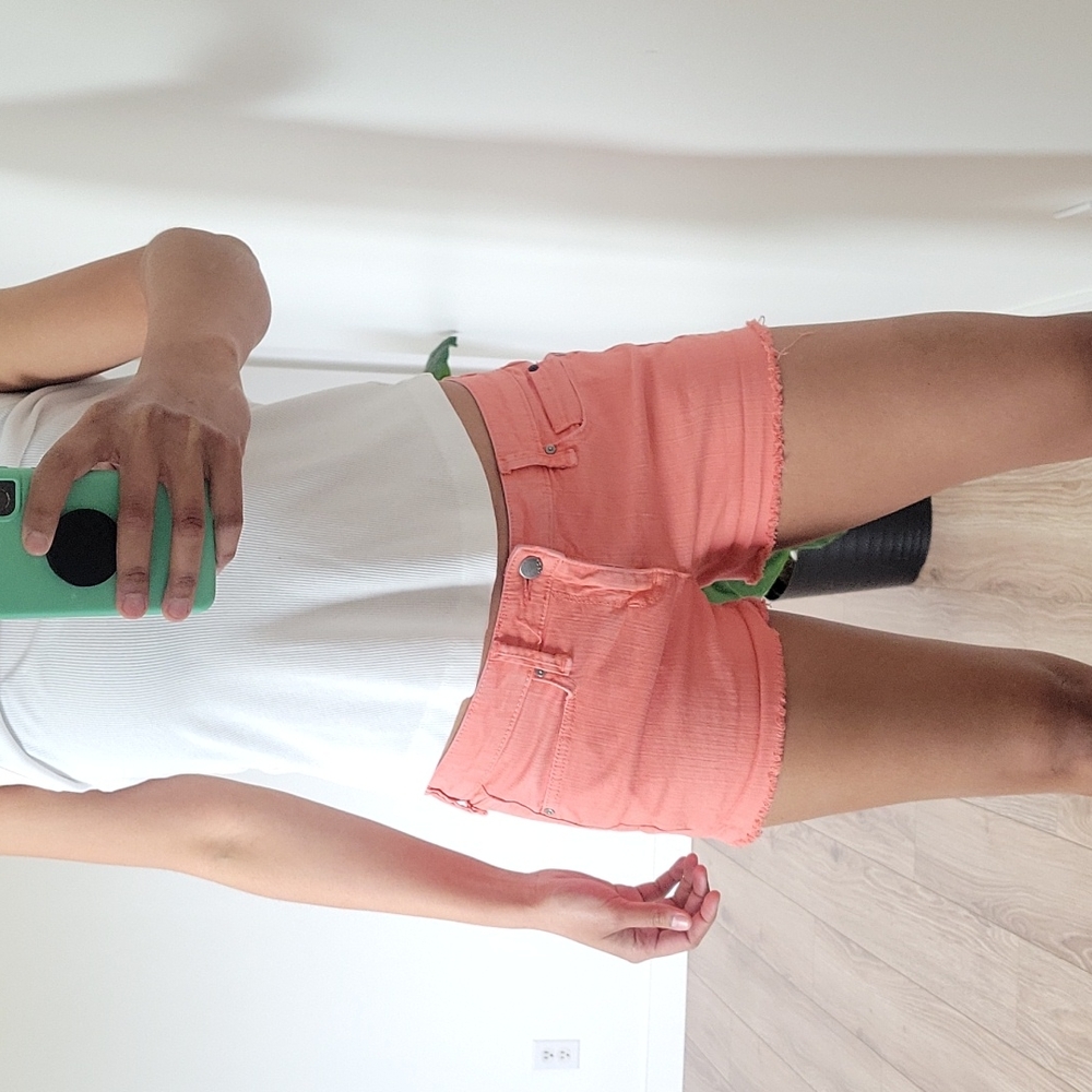 GAP summer cut-offs short size 27